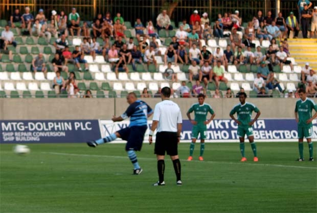 Премиерът в Разград: Две ленти и 6:6 с "Лудогорец" 